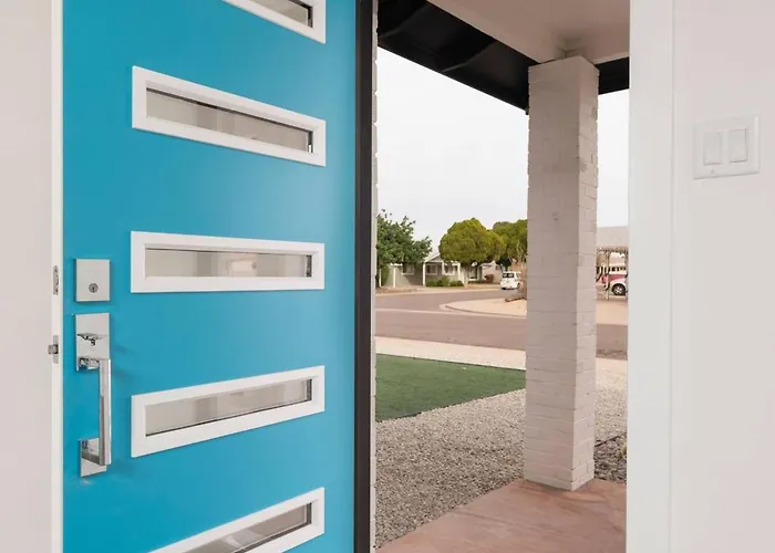 Holiday home Family-friendly Mid-century Gem, 5 Min To Old Town