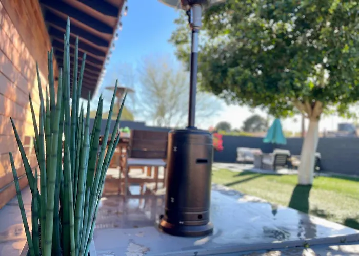 Holiday home Family-friendly Mid-century Gem, 5 Min To Old Town *