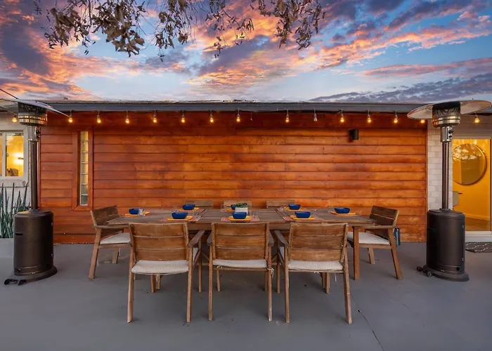 Family-friendly Mid-century Gem, 5 Min To Old Town * Scottsdale