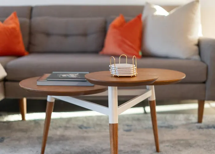 Family-friendly Mid-century Gem, 5 Min To Old Town