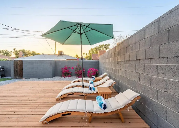 Family-friendly Mid-century Gem, 5 Min To Old Town *